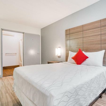 Dallas Love Field Inn Экстерьер фото