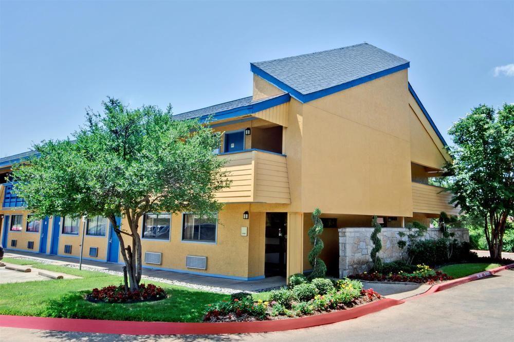 Dallas Love Field Inn Экстерьер фото