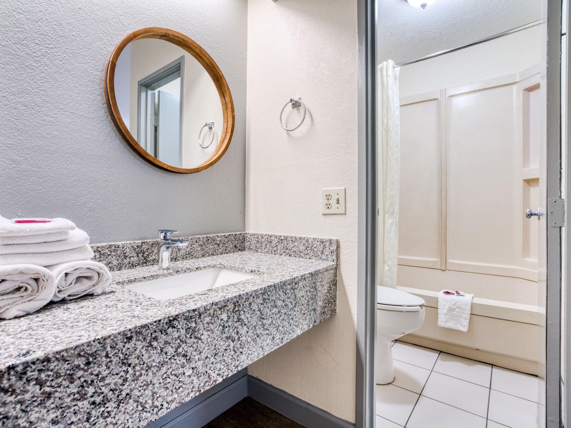 Dallas Love Field Inn Экстерьер фото