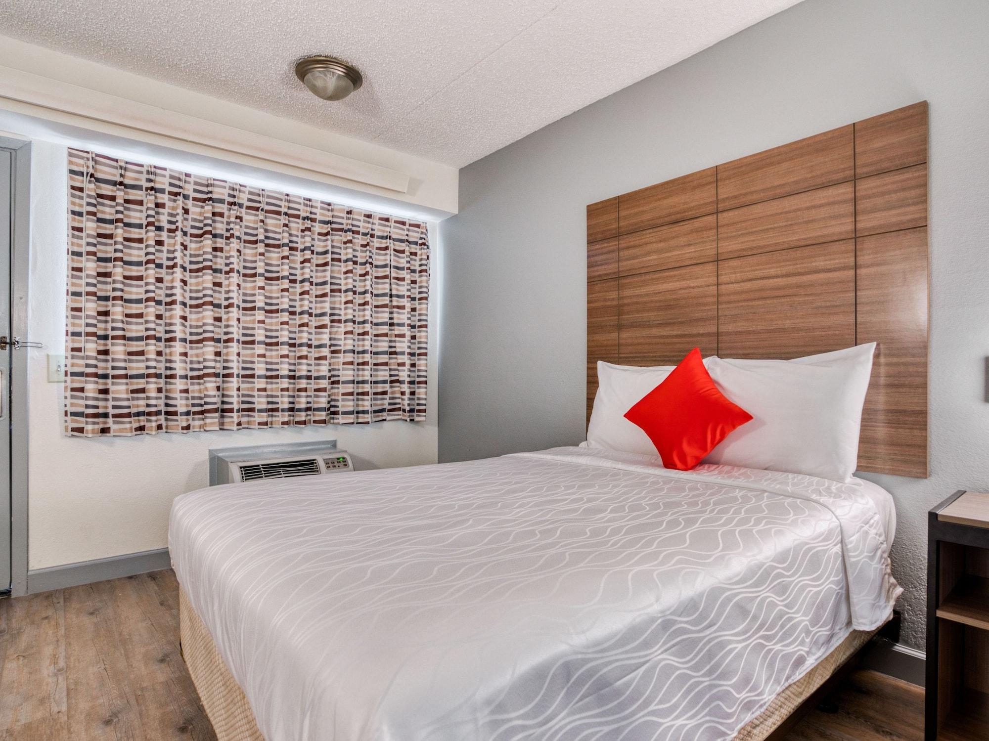 Dallas Love Field Inn Экстерьер фото