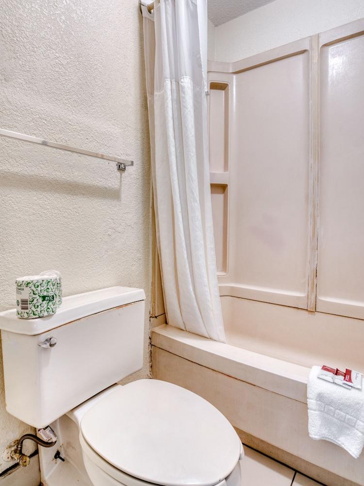 Dallas Love Field Inn Экстерьер фото