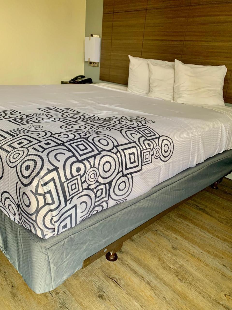 Dallas Love Field Inn Экстерьер фото