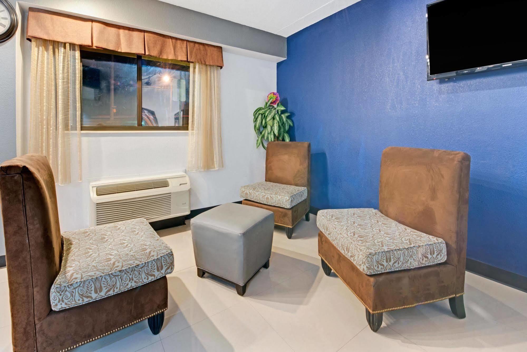 Dallas Love Field Inn Экстерьер фото